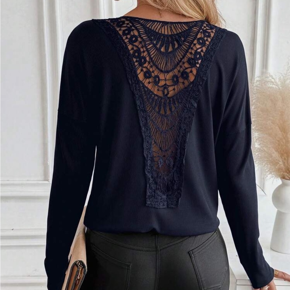 Arianna Lace Long Sleeve Top NEW 🏷️ - Picture 3 of 3